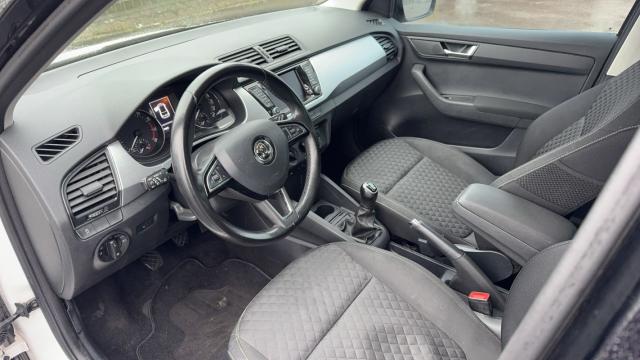 Skoda Fabia image 1