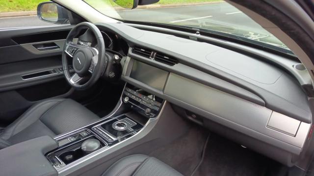 Jaguar Xf image 2