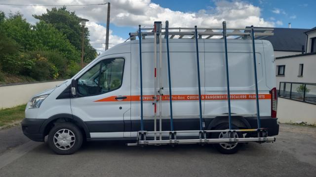 Ford Transit image 6