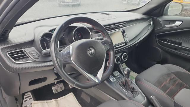 Alfa Romeo Giulietta image 4