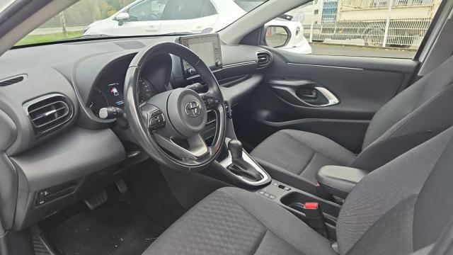 Toyota Yaris image 8