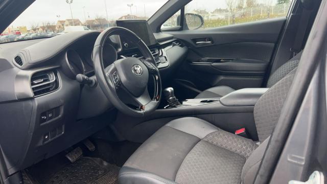 Toyota C-Hr image 3
