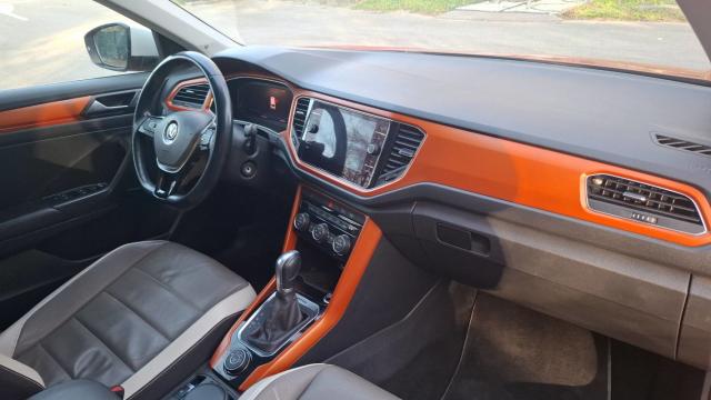 Volkswagen T-Roc image 4