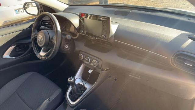 Toyota Yaris image 6