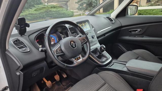 Renault Grand Scénic image 7