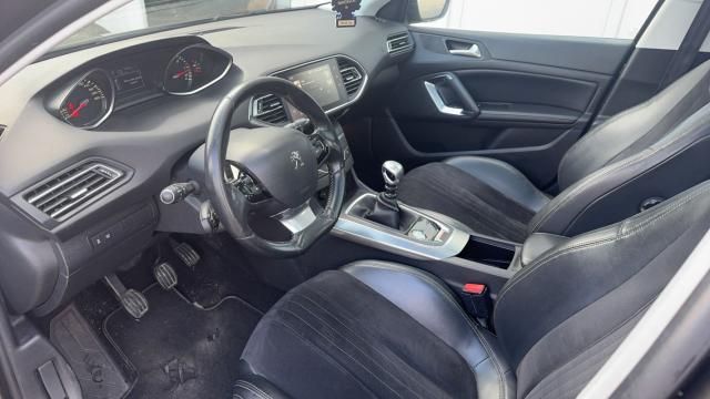 Peugeot 308 image 7