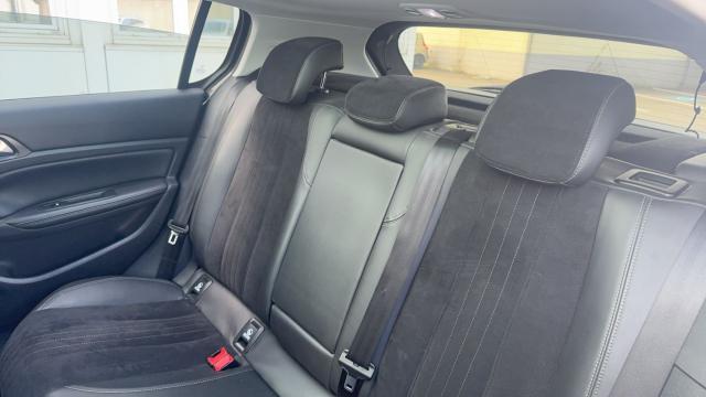 Peugeot 308 image 8