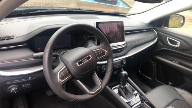 Jeep Compass image 5