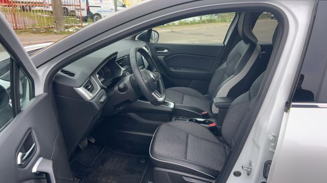 Renault Captur image 2