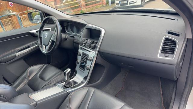 Volvo Xc60 image 4