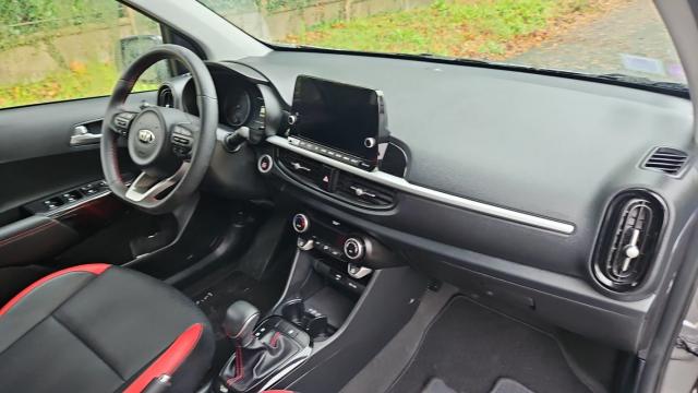Kia Picanto image 9