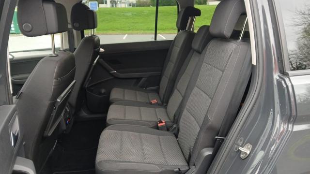 Volkswagen Touran image 2