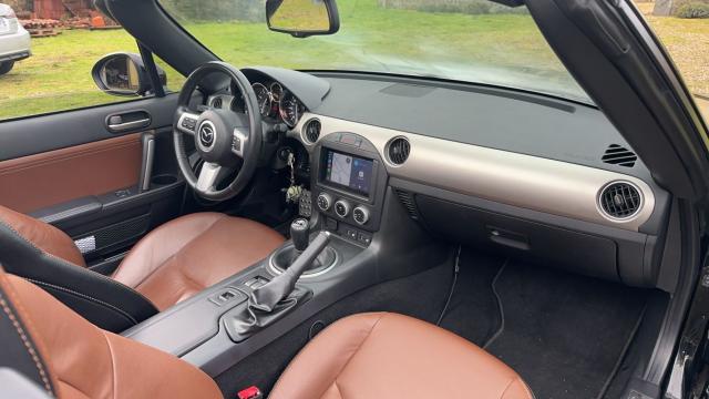 Mazda Mx-5 image 3