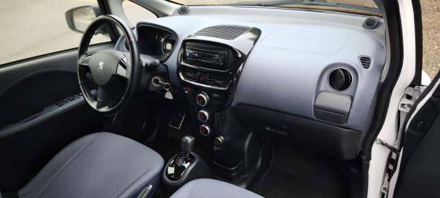 Peugeot Ion image 5