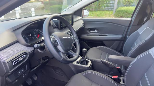 Dacia Sandero image 3