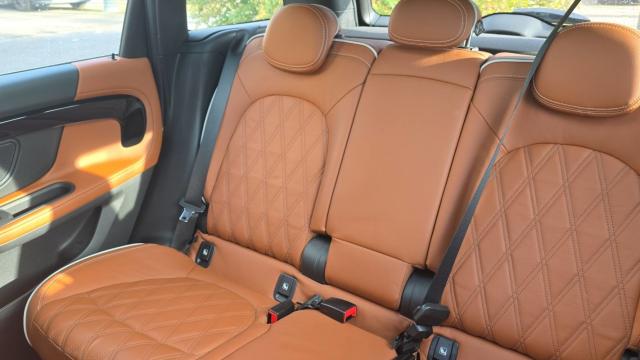 Mini Countryman image 2