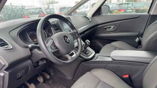 Renault Scénic image 9
