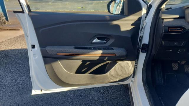 Dacia Sandero image 3