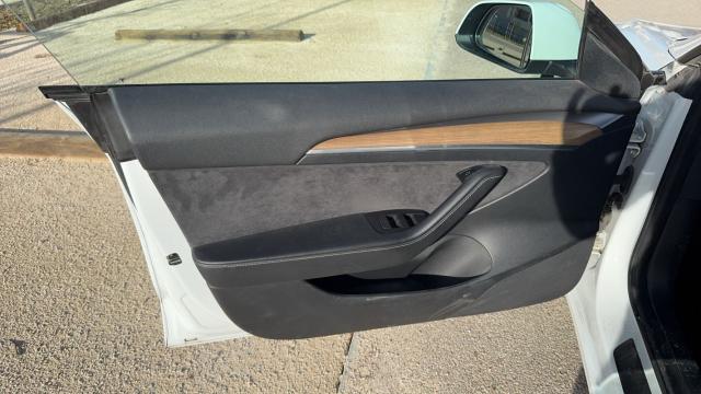 Tesla Model 3 image 5