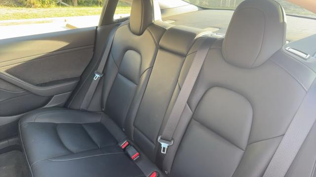 Tesla Model 3 image 8