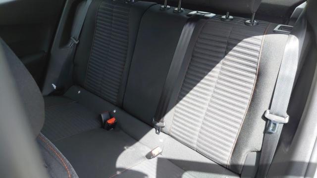 Peugeot 2008 image 4