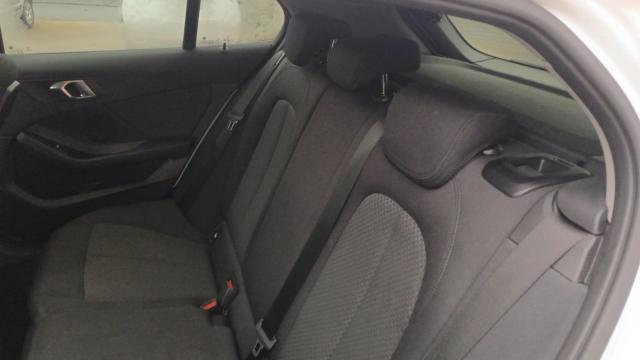 Bmw Série 1 image 9