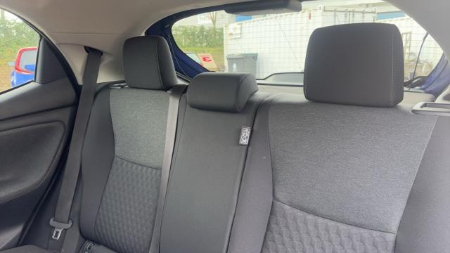 Toyota Yaris image 2