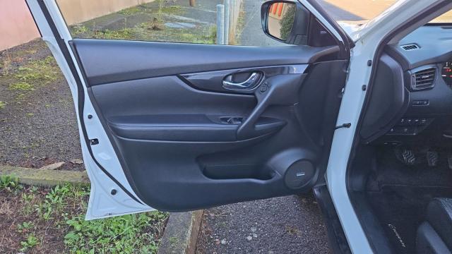 Nissan X-Trail image 9