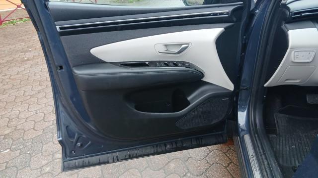 Hyundai Tucson image 6