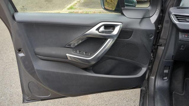 Peugeot 2008 image 5