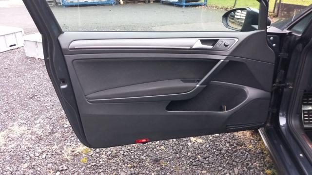 Volkswagen Golf image 4