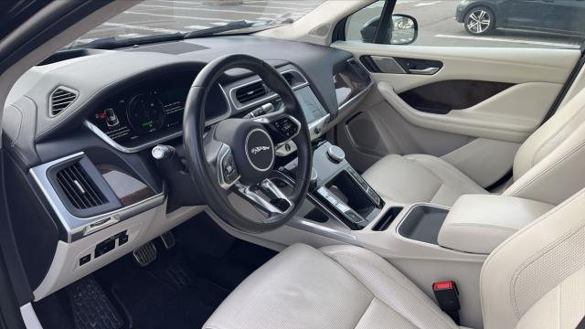 Jaguar I-Pace image 8