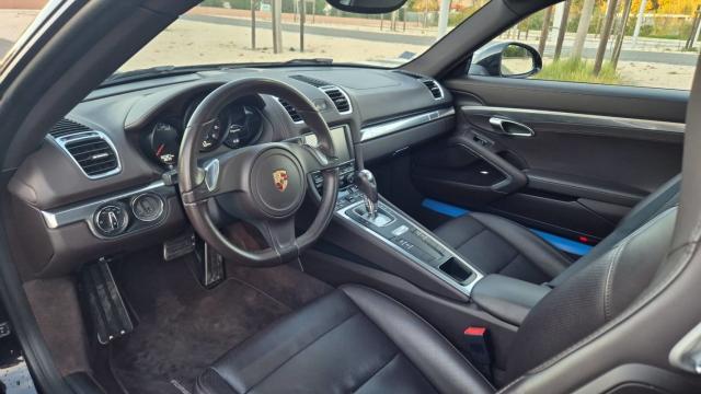 Porsche Cayman image 6