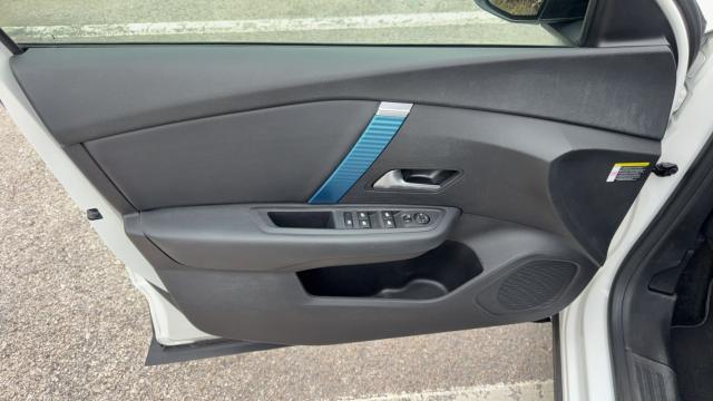 Citroen E-C4 image 9