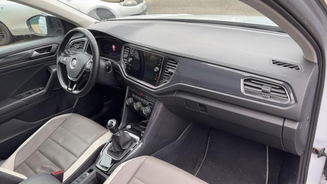 Volkswagen T-Roc image 1