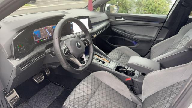 Volkswagen Golf image 1