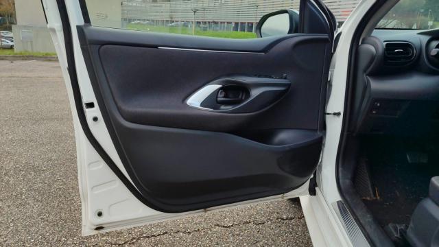 Toyota Yaris image 6