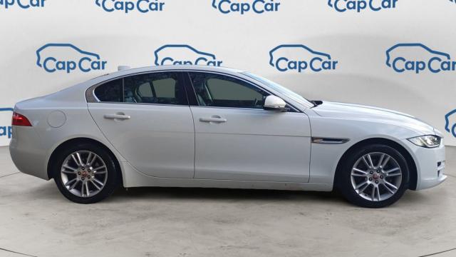 Jaguar Xe image 6