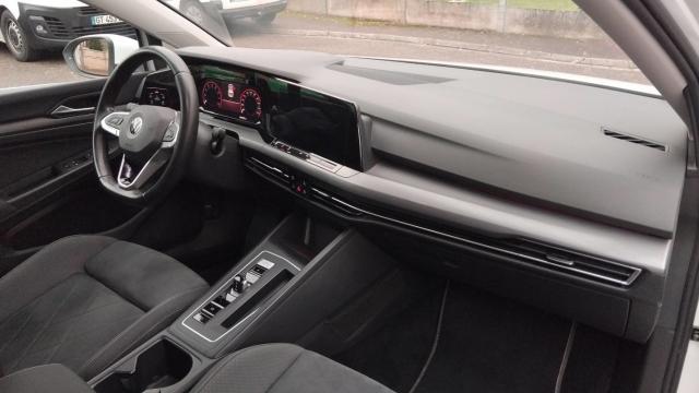 Volkswagen Golf image 6