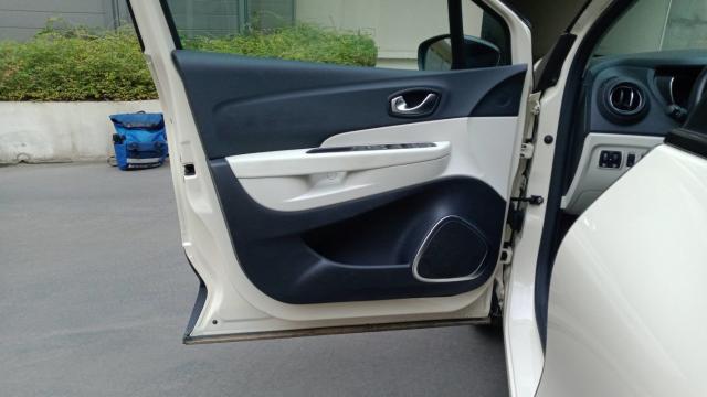 Renault Captur image 9