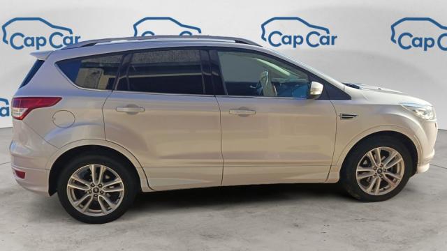 Ford Kuga image 6