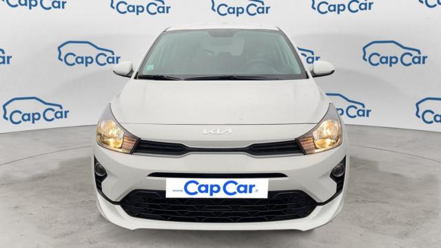 Kia Rio image 9