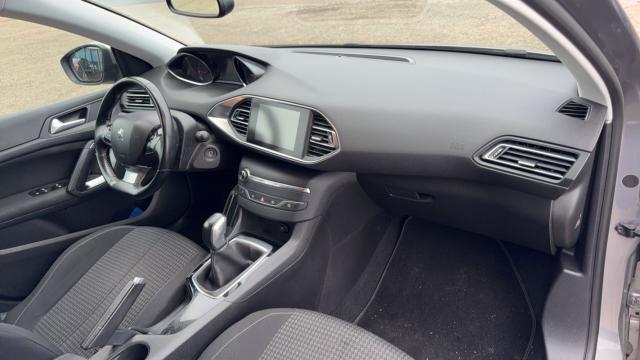 Peugeot 308 image 4