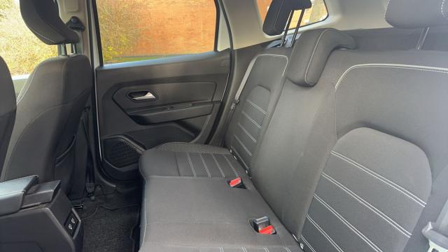 Dacia Duster image 2