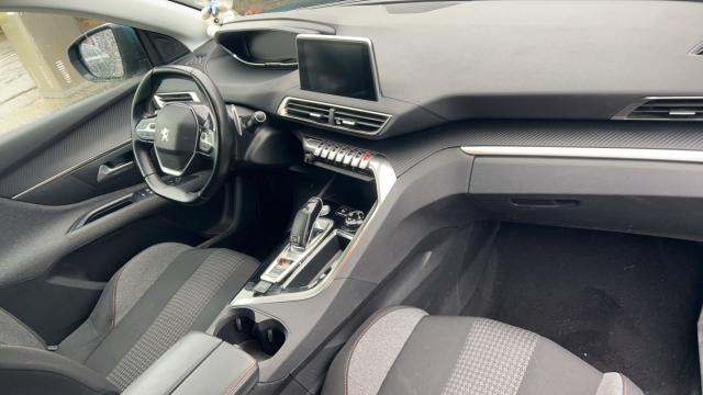 Peugeot 5008 image 3