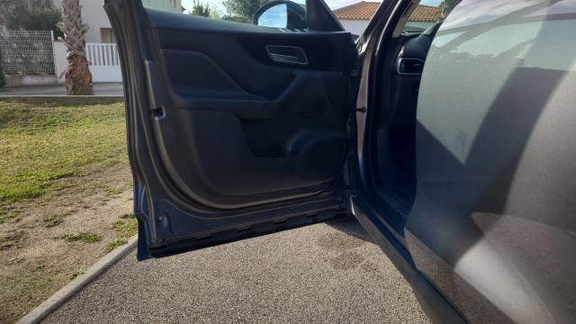 Jaguar F-Pace image 7