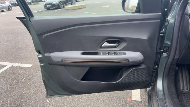 Dacia Jogger image 8