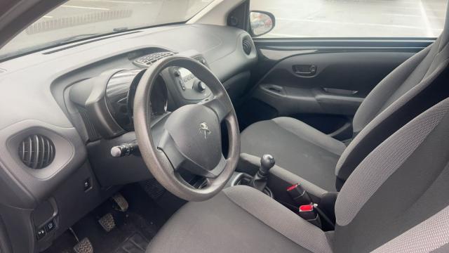 Peugeot 108 image 9
