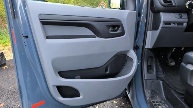 Opel Vivaro image 1