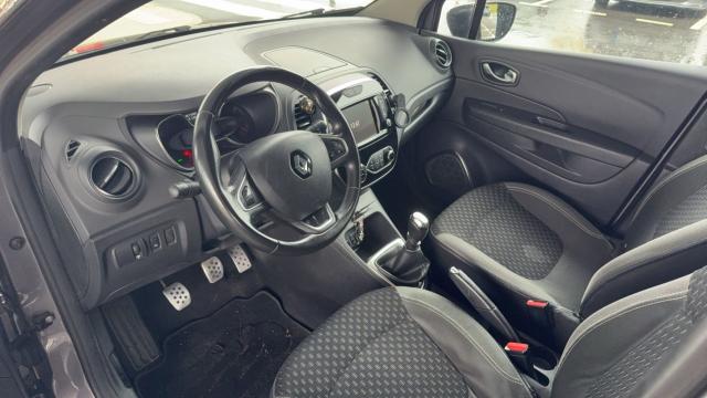 Renault Captur image 1
